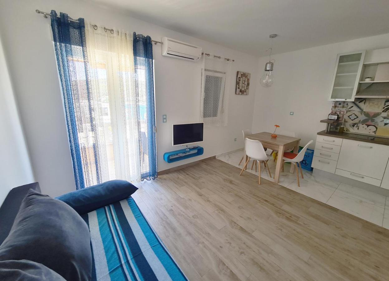 Apartment Punta Seget Vranjica Exterior foto