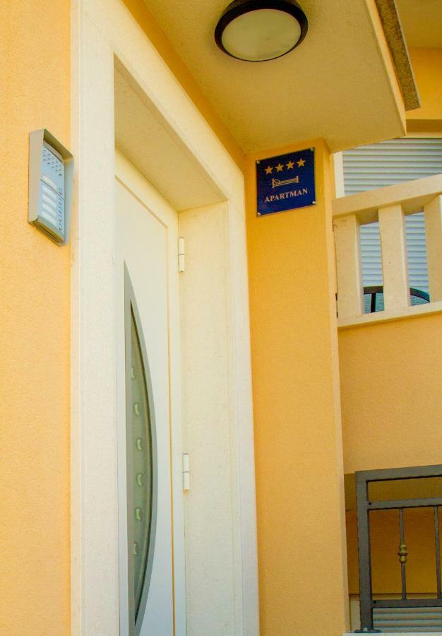 Apartment Punta Seget Vranjica Exterior foto